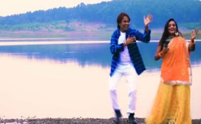 नागपुरी गाना ”इशारा” आपने देखा क्या ? फैंस को आ रहा है पसंद, देखें वीडियो