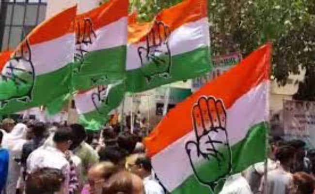 गुजरात प्रकरण : कांग्रेस ने कहा-अपनी कमजोरियों को छिपाने के लिए भाजपा मढ़ रही है दोष