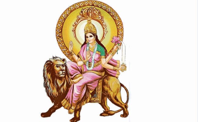 शारदीय नवरात्र छठा दिन : जाप करें इस मंत्र का, मां कात्यायनी होंगी प्रसन्‍न