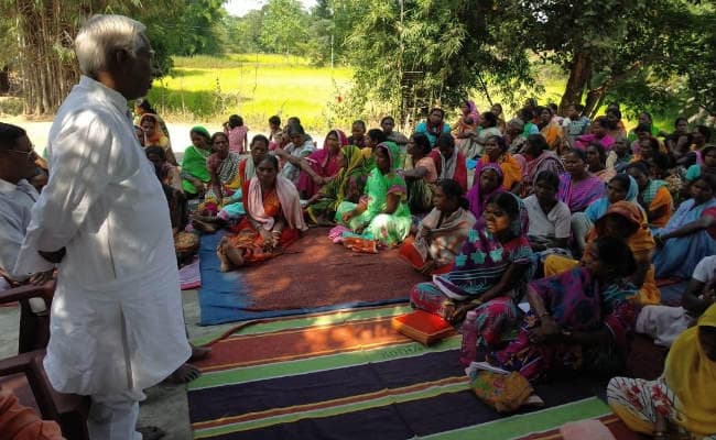 सिमडेगा : महिलाओं ने किया गांव को शराब मुक्त बनाने का निर्णय