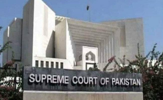 पाक की शीर्ष अदालत ने भारतीय फिल्मों व कार्यक्रमों के प्रसारण पर फिर से लगायी रोक