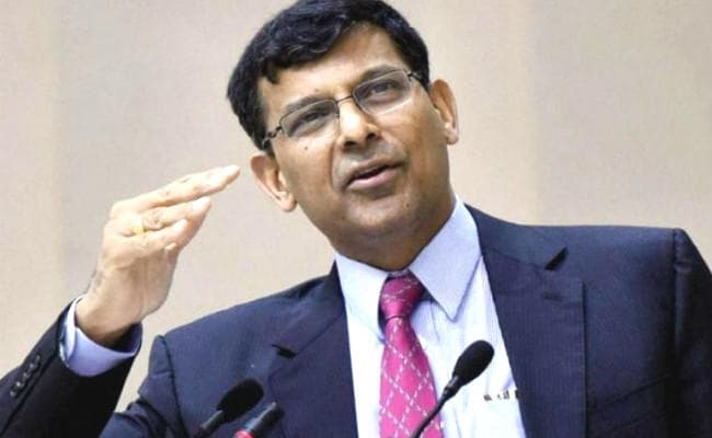 नोटबंदी, जीएसटी से भारत की आर्थिक वृद्धि को लगे झटके : रघुराम राजन
