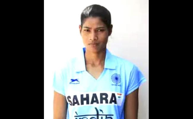 GUMLA : इंडिया हॉकी कैंप में चयनित गुमला की सोनल मिंज के बारे में जानें खास बातें…
