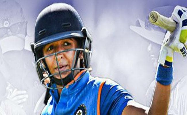 ICC विश्व महिला T-20: ऑस्ट्रेलिया को धूल चटाने के बाद हरमनप्रीत ने खिलाडियों की जमकर की तारीफ