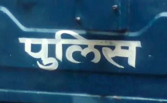 इंस्पेक्टर सरकारी गाड़ी से रात में पत्नी को उठा ले जाता है, सुबह में छोड़ जाता है…, पति ने DIG से लगायी गुहार