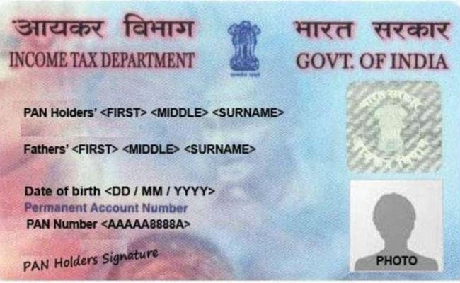 अगर माता से अलग हो गये हों किसी के पिता, तो PAN में मां के नाम से ही चल जायेगा काम…