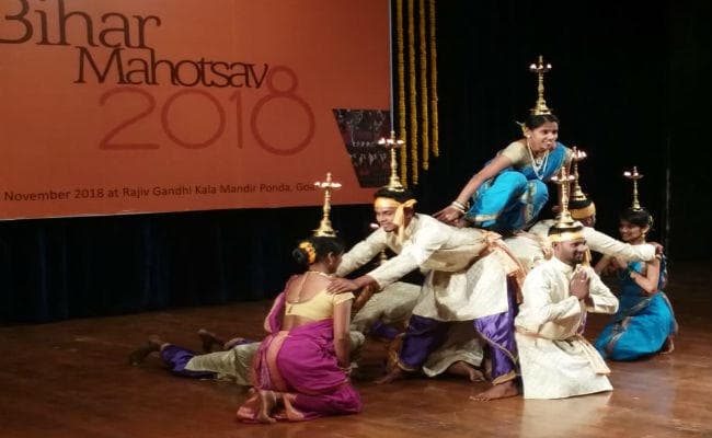 गोवा में संंपन्न हुआ बिहार महोत्सव 2018, राजभवन में कलाकारों को दिया गया सम्मान