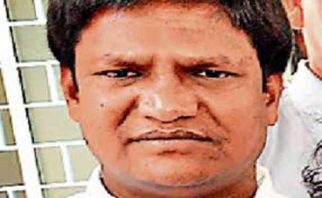 उद्योग बंद कर देंगे, पर ढुलू को रंगदारी नहीं देंगे