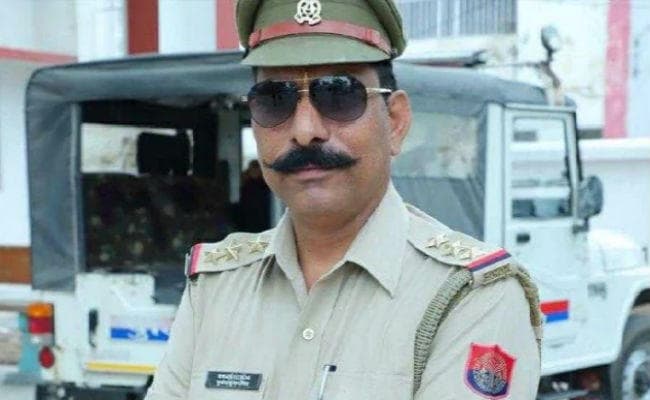बुलंदशहर हिंसा : इंस्पेक्टर सुबोध की हत्या का आरोपी जीतू फौजी जम्मू के सोपोर से गिरफ्तार, सेना ने यूपी एसटीएफ के हवाले किया