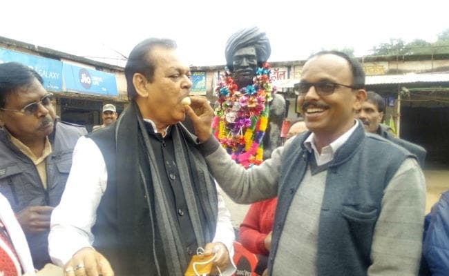 सिमडेगा में बोले सुबोधकांत सहाय- भाजपा को उसके गढ़ से जड़ से कांग्रेस ने उखाड़ दिया