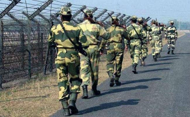 LoC पर भयानक सर्दी में गर्मी का अहसास करवा रही पाक गोलाबारी