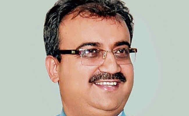 ”बेघर” हैं बिहार के ”राइफलधारी” स्वास्थ्य मंत्री मंगल पांडेय