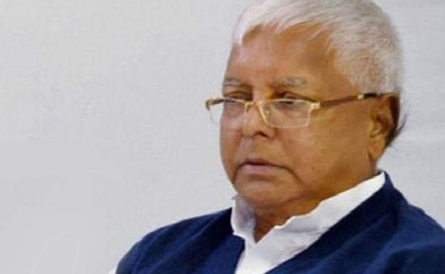 बिहार : लालू को फेफड़े व हार्ट वॉल्व में संक्रमण का खतरा, कोर्ट को दी है जानकारी
