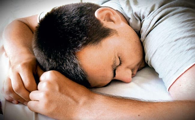 सुस्त व कमजोर बना रही है विटामिन बी-12 की कमी…जानें क्या है बचाव के उपाय