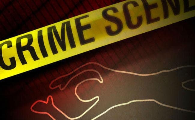 5 साल के बच्चे व पत्नी के साथ IT प्रोफेशनल ने की आत्महत्या, पंखे से लटका मिला शव