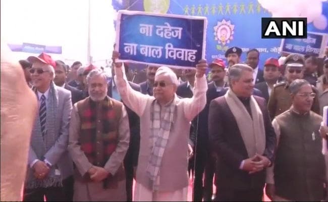बिहार में दहेज व बाल विवाह विरोधी अभियान : नीतीश कुमार अपनी छवि कैसे गढ़ते रहे हैं?