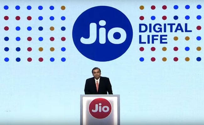 Jio Republic Day Offer : और सस्ते हुए प्लान्स, डेटा लिमिट भी 50% तक बढ़ी, यहां जानें सारे ऑफर्स…!