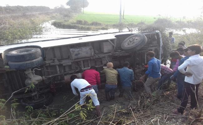 बिहार : सड़क हादसों में 5 की मौत, 33 लोग घायल