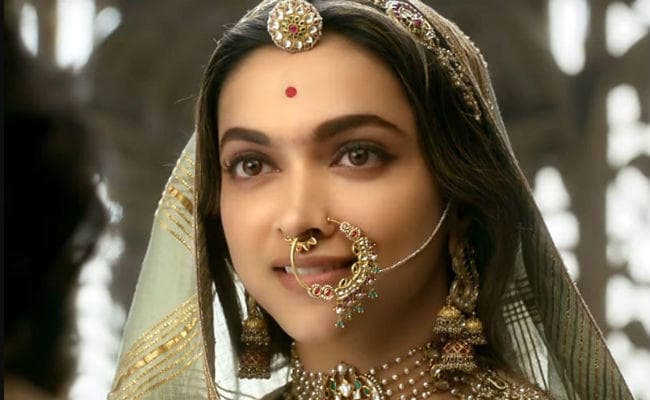 ”पद्मावत” ने तोड़ा आमिर खान की PK का रिकॉर्ड, जानें कमाई ?