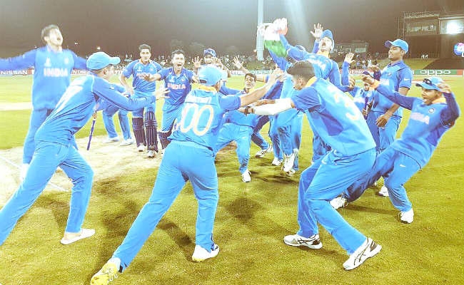 #U19CWC : BCCI ने की इनाम की घोषणा, द्रविड़ को 50 लाख व खिलाडि़यों को 30-30 लाख
