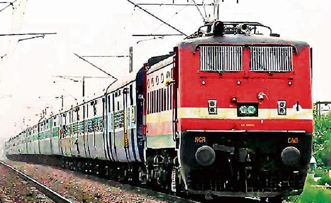 नये भारत के बजट में झारखंड को मिली कई रेल परियोजनाओं की सौगात, 13 फेरे लगायेगी रक्सौल-हैदराबाद स्पेशल ट्रेन