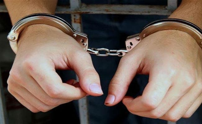 बिहार : गया एयरपोर्ट पर सोना के साथ यात्री पकड़ाया