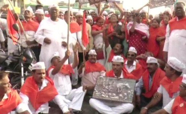 कर्नाटक : सिद्धरमैया सरकार का चुनावी दांव, लिंगायत को मिलेगा अल्पसंख्यक का दर्जा