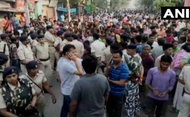 बिहारशरीफ में पटाखे की फैक्टरी में बम विस्फोट, पांच लोगों की मौत, सड़क पर उतरीं महिलाएं