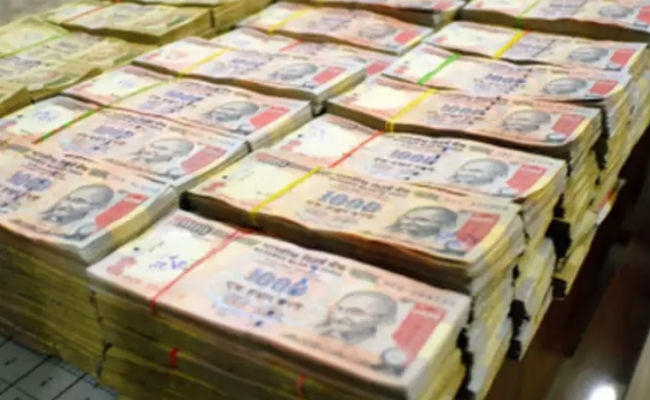 बिहार : सीबीआई की कार्रवाई, नोटबंदी के दौरान फर्जी खातों के जरिये 70 लाख रुपये बदलने का आरोप