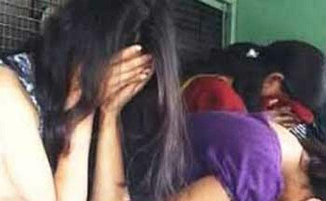 बंगाल : फ्लैट में चल रहा था देह व्यापार, आठ यौनकर्मी समेत 13 गिरफ्तार, ऐसे हुआ खुलासा