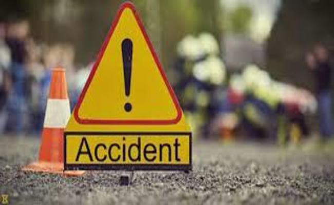 Bihar News: बिहार के भोजपुर से पटना जा रही बैंड पार्टी से भरी पिकअप पलटी, 15 लोग घायल, पांच की स्थिति गंभीर