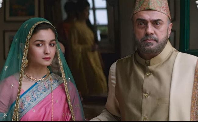 #RaaziTrailer: वो बेटी जो देश के लिये पहुंच गयी पाकिस्तान, देखें वीडियो