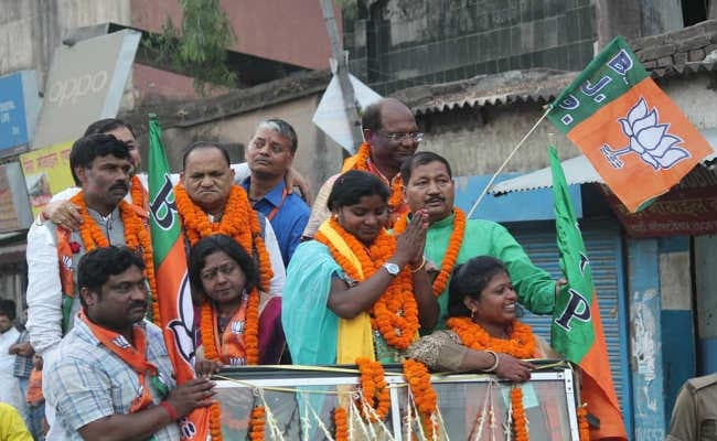 झारखंड निकाय चुनाव में भाजपा ने किया क्लीन स्वीप, सभी 5 नगर निगम पर किया कब्जा झारखंड निकाय चुनाव में भाजपा ने किया क्लीन स्वीप, सभी 5 नगर निगम पर किया कब्जा