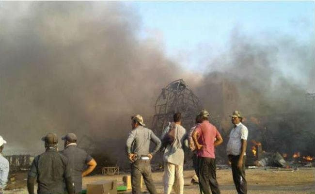 अक्षय कुमार की फिल्म ‘केसरी” के सेट पर लगी आग