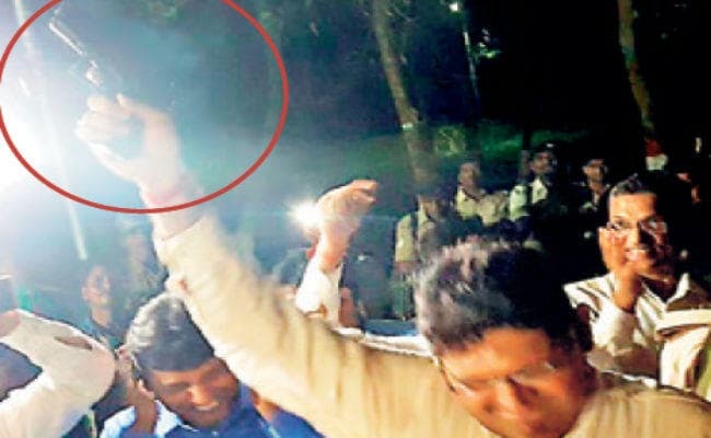 बिहार : कटिहार एसपी ने विदाई समारोह में चलायी गोली, तीन निवर्तमान एसपी के खिलाफ जांच