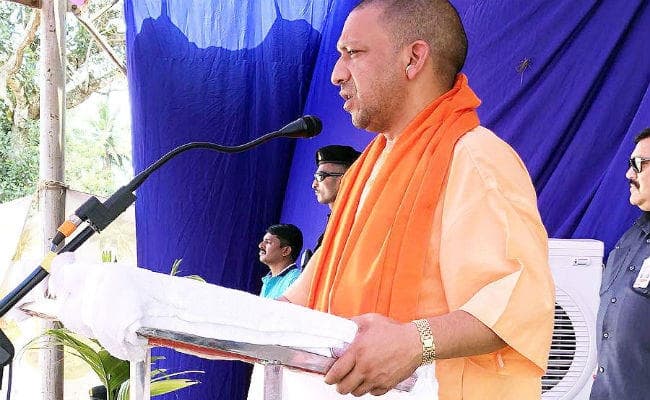 कर्नाटक चुनाव : योगी आदित्यनाथ ने किया प्रचार, कहा- कांग्रेस की मानसिकता ‘जेहादी”