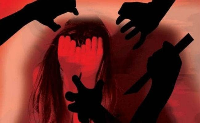 झारखंड : गढ़वा में आदिवासी नाबालिग किशोरी से गैंगरेप