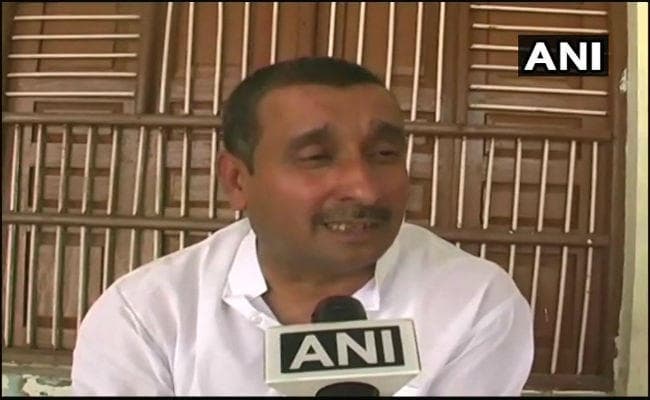 उन्नाव रेप केस के आरोपी विधायक कुलदीप सिंह सेंगर को सीतापुर जेल शिफ्ट किया गया