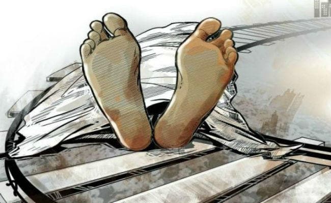 आत्महत्या करने गये प्रेमी-प्रमिका, प्रेमी ने ट्रेन से कट कर दी जान, मौत सामने देख ट्रैक से उठ भागी प्रेमिका