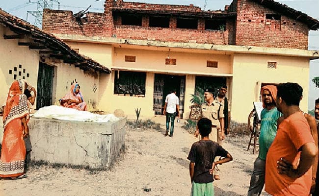 बिहार : पेंशन के लिए बेटे ने की मां की हत्या, बेटों से तंग आकर पिता ने कर ली थी आत्महत्या