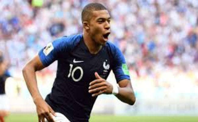 FIFA World cup : क्वार्टर फाइनल में ‘वंडर ब्वाय” एम्बाप्पे को रोकना उरूग्वे के लिए चुनौती