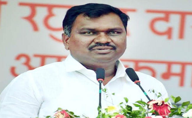 बोकारो : फ्रंट पेज में छपने के लिए बाबूलाल ने तथ्यहीन आरोप लगाये : अमर बाउरी