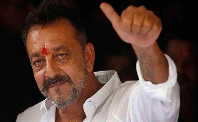 SANJU बायोपिक के बाद अब किताब में छपेगी संजय दत्त की जीवनी, इस दिन होगी रिलीज…