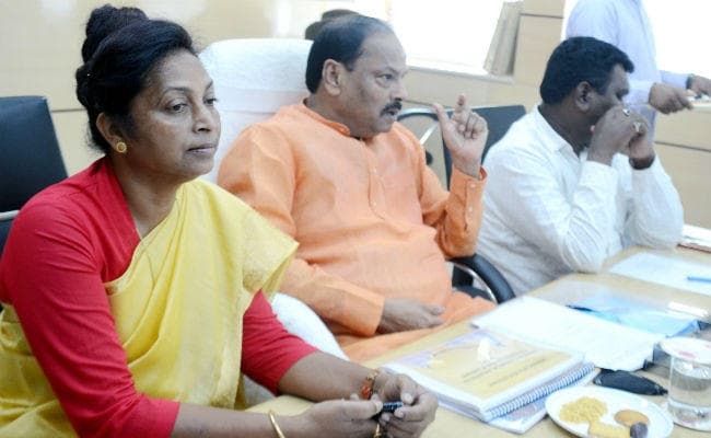 देवघर में श्रावणी मेला को लेकर मुख्यमंत्री रघुवर दास ने अधिकारियों-विधायकों को दिये निर्देश
