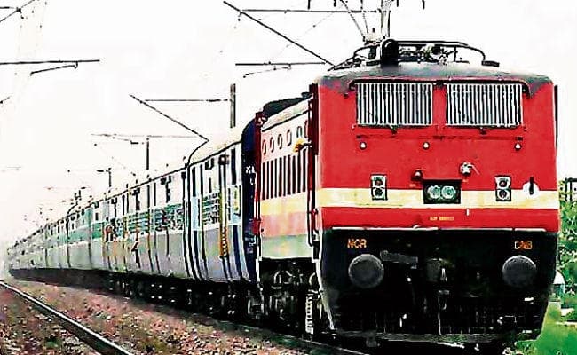 रांची : शुरुआती पांच दिनों में ही भर जाती हैं स्वर्ण जयंती एक्सप्रेस की सीटें