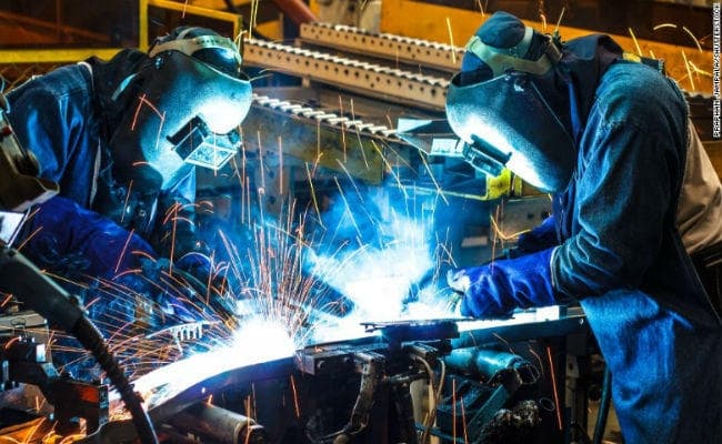 PMI : जुलाई महीने में विनिर्माण क्षेत्र की वृद्धि दर में नरमी