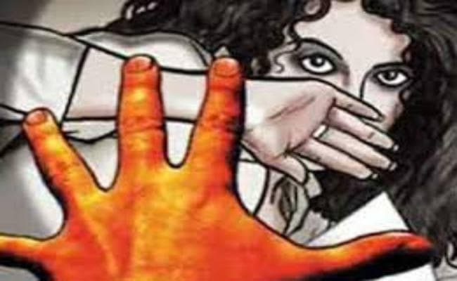 नाबालिग से दुष्कर्म कर सोशल मीडिया पर वीडियो कर दिया वायरल