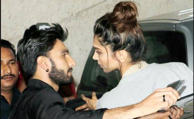 रणवीर-दीपिका इस दिन इटली में लेंगे सात फेरे! कबीर बेदी ने ऐसे दी बधाई…