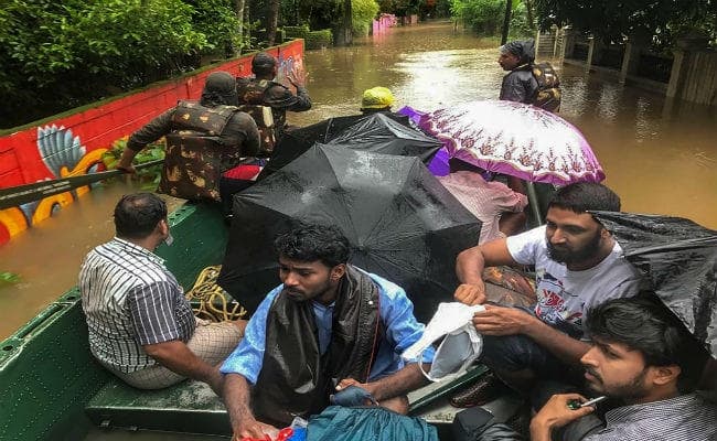 केरल के लिए केंद्र सरकार ने जारी किये 600 करोड़ रुपये, राहत सामग्री टैक्स फ्री