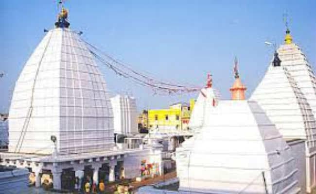 श्रावणी मेले में बाबा व मां पार्वती मंदिर के चढ़ावे में रिकॉर्ड 35 फीसदी बढ़ोतरी